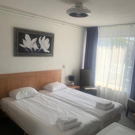 Hotel Flevo 泽沃德 外观 照片